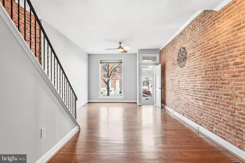 Living - 3259 E Baltimore St, Baltimore, MD 21224 photo 3 of 3