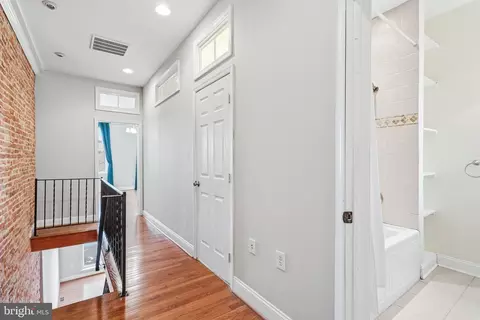 Entry Way - 3259 E Baltimore St, Baltimore, MD 21224 photo 13 of 15
