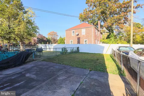 Exterior - 3802 Echodale Ave, Baltimore, MD 21206 photo 4 of 7