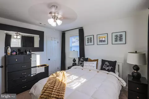 Bedroom - 3802 Echodale Ave, Baltimore, MD 21206 photo 2 of 4