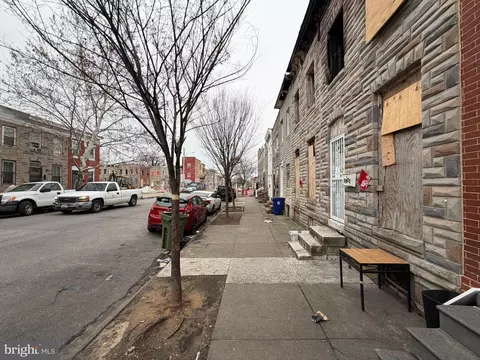 1821 Ramsay St, Baltimore, MD 21223 photo 2