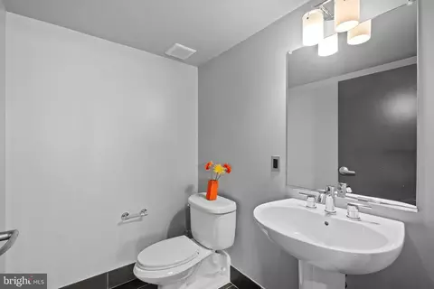 1200 Steuart St #1119, Baltimore, MD 21230 photo 22