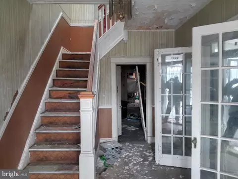 Entry Way - 2908 Baker St, Baltimore, MD 21216 photo 1 of 6