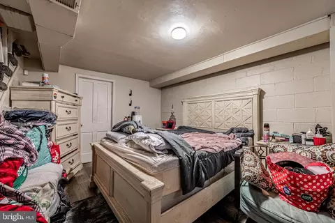 Bedroom - 3626 Lyndale Ave, Baltimore, MD 21213 photo 6 of 8