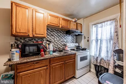Kitchen - 3626 Lyndale Ave, Baltimore, MD 21213 photo 1 of 1