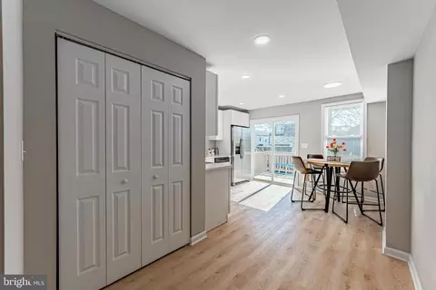 1221 Dellwood Ave, Baltimore, MD 21211