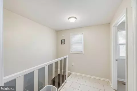 Entry Way - 2800 Christopher Ave, Baltimore, MD 21214 photo 5 of 5