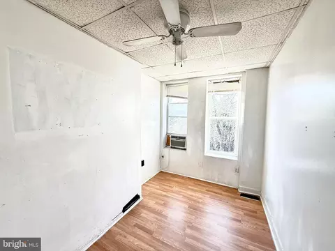 Bedroom - 114 Haven St, Baltimore, MD 21224 photo 3 of 3