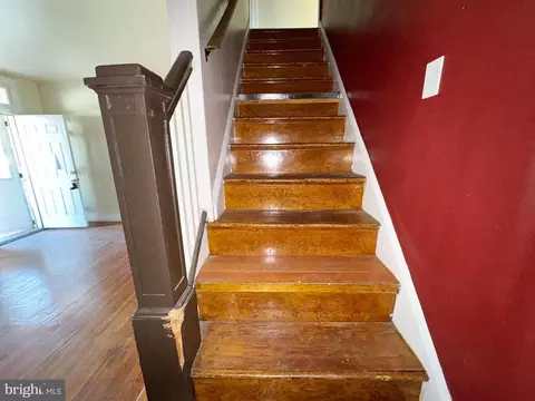 Entry Way - 3323 Kenyon Ave, Baltimore, MD 21213 photo 2 of 2