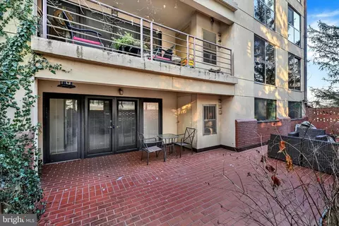 1040 Deer Ridge Dr #213, Baltimore, MD 21210