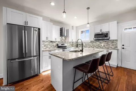 707 Mckewin Ave, Baltimore, MD 21218 photo 10