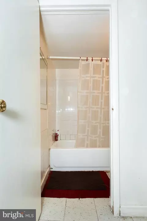 Bath - 505 E 35th St, Baltimore, MD 21218 photo 3 of 3