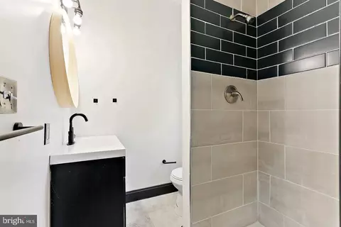 1732 Mcculloh St, Baltimore, MD 21217 photo 9