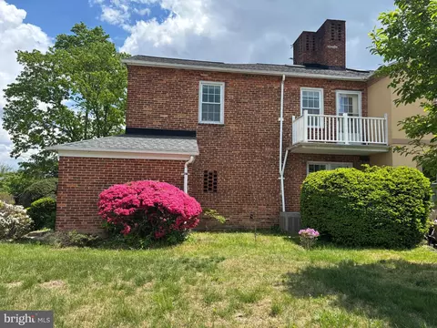 Exterior - 5913 Wakehurst Way, Baltimore, MD 21239 photo 4 of 6