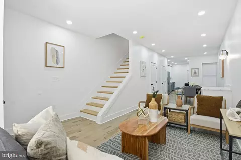 Entry Way - 1742 E Oliver St, Baltimore, MD 21213 photo 1 of 8