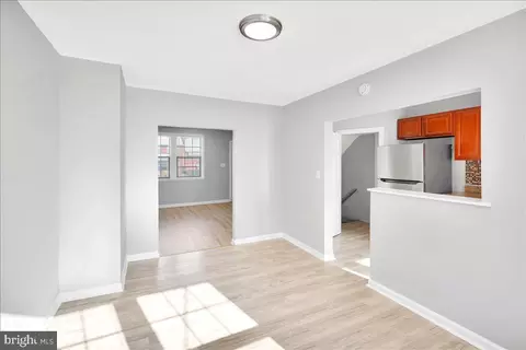 Entry Way - 929 E 41st St, Baltimore, MD 21218 photo 2 of 4