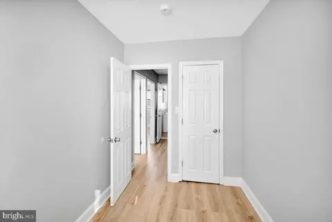 Entry Way - 929 E 41st St, Baltimore, MD 21218 photo 4 of 4