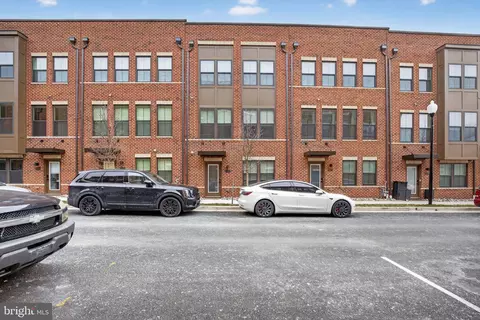 1575 Lowman St, Baltimore, MD 21230