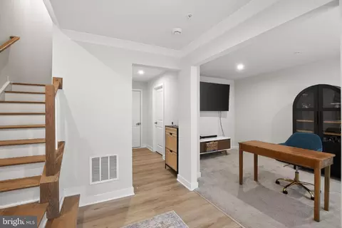 1575 Lowman St, Baltimore, MD 21230 photo 2