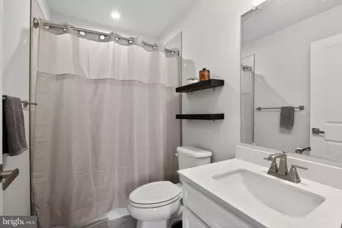1575 Lowman St, Baltimore, MD 21230 photo 32
