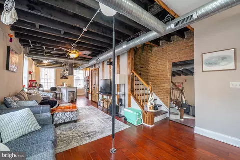 230 S Exeter St, Baltimore, MD 21202 photo 2