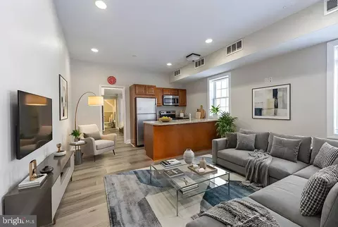 230 S Exeter St, Baltimore, MD 21202 photo 3