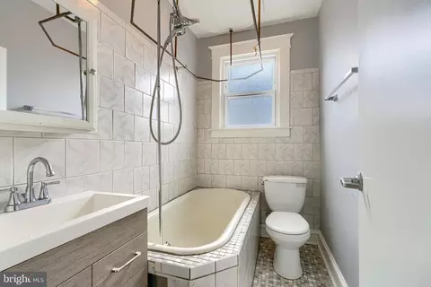 Bath - 5932 Bertram Ave, Baltimore, MD 21214 photo 1 of 2