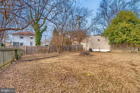 Exterior - 5932 Bertram Ave, Baltimore, MD 21214 photo 4 of 5