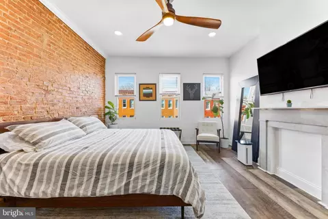 Bedroom - 737 Dolphin St, Baltimore, MD 21217 photo 6 of 20