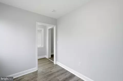 Entry Way - 5909 Marluth Ave, Baltimore, MD 21206 photo 10 of 10