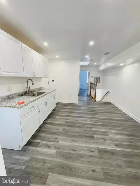 1729 N Bond St, Baltimore, MD 21213