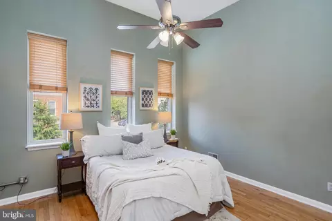 Bedroom - 2937 Dillon St, Baltimore, MD 21224 photo 7 of 9