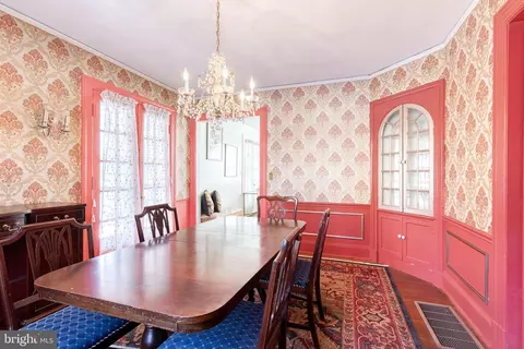 304 Tunbridge Rd, Baltimore, MD 21212 photo 11