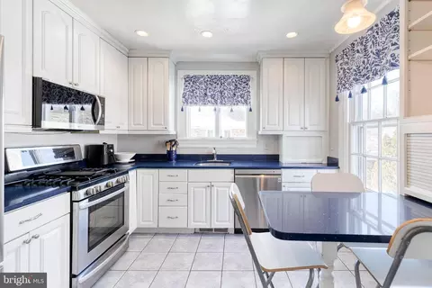 304 Tunbridge Rd, Baltimore, MD 21212 photo 14