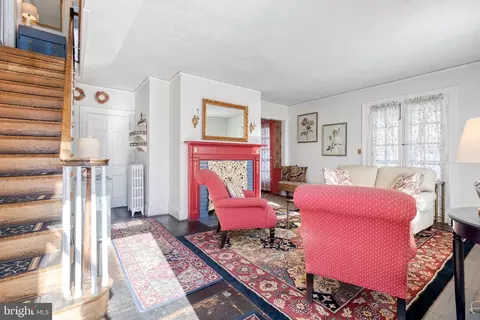304 Tunbridge Rd, Baltimore, MD 21212 photo 3