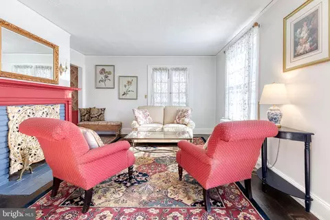 304 Tunbridge Rd, Baltimore, MD 21212 photo 4