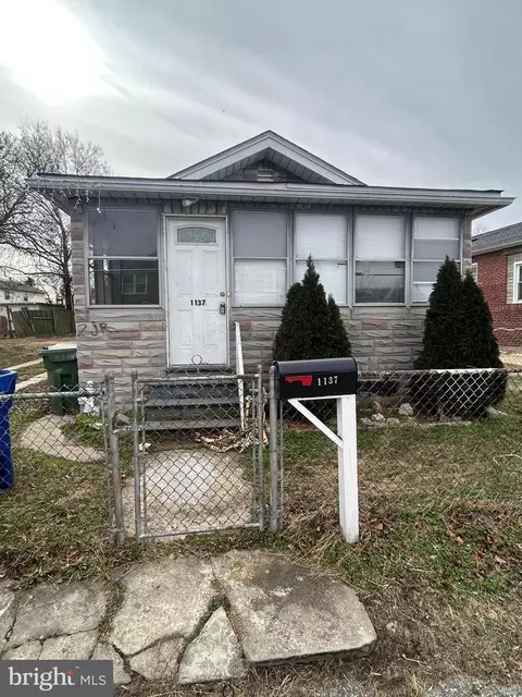 1137 Monroe Cir, Baltimore, MD 21225