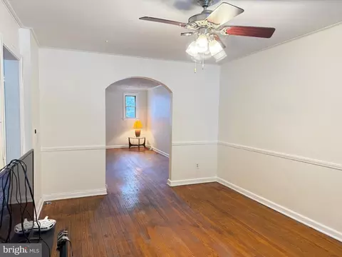 Living - 5135 Pembridge Ave, Baltimore, MD 21215 photo 4 of 5