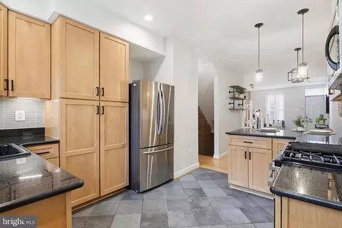 Kitchen - 22 N Streeper St, Baltimore, MD 21224 photo 5 of 5