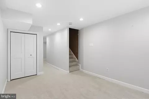 Entry Way - 22 N Streeper St, Baltimore, MD 21224 photo 3 of 3