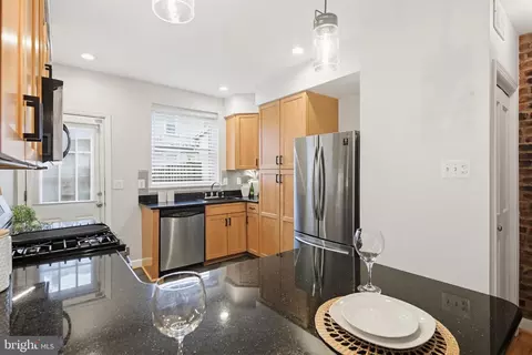 Kitchen - 22 N Streeper St, Baltimore, MD 21224 photo 2 of 5