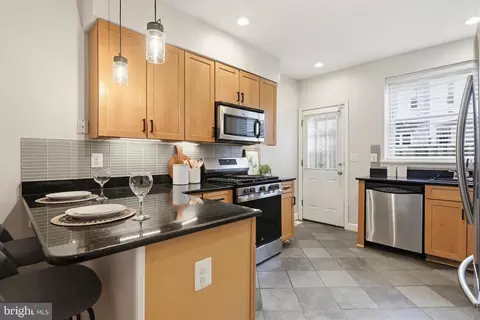 Kitchen - 22 N Streeper St, Baltimore, MD 21224 photo 3 of 5