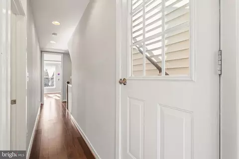Entry Way - 2307 E Fairmount Ave, Baltimore, MD 21224 photo 6 of 6