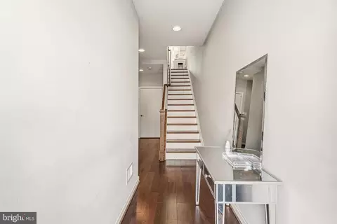 Entry Way - 2307 E Fairmount Ave, Baltimore, MD 21224 photo 1 of 6