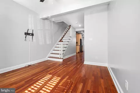 Entry Way - 2510 Fleet St, Baltimore, MD 21224 photo 1 of 11