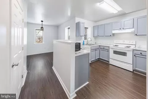916 Jack St, Baltimore, MD 21225