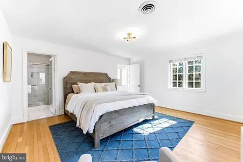 Bedroom - 107 Upnor Rd, Baltimore, MD 21212 photo 7 of 11