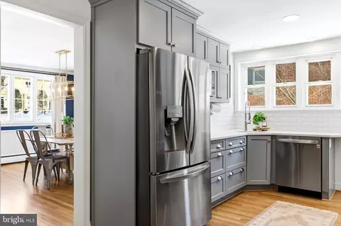 Kitchen - 107 Upnor Rd, Baltimore, MD 21212 photo 3 of 9