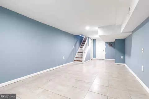 Entry Way - 112 N Decker Ave, Baltimore, MD 21224 photo 9 of 9