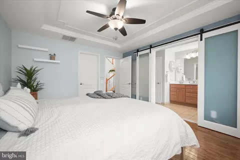 Bedroom - 1906 E Fort Ave, Baltimore, MD 21230 photo 4 of 7
